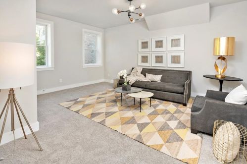 4035 Haverhill Dr, Atlanta GA  30342-3881 exterior