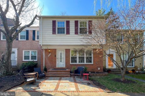 5502 Conistone Ct, Springfield, VA 22015-1928