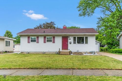 806 Pearson Dr, Joliet, IL 60435-3252