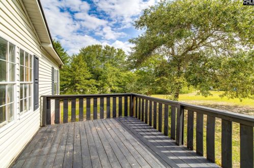 129 Phillip Dr, Cayce-West Columbia, SC 29170-4054