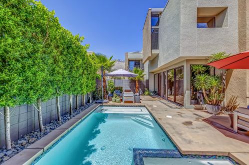 1530 Baristo Rd, Palm Springs, CA 92262-0120