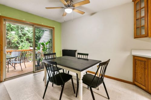 1718 Hickory Hill Dr, Saint Paul MN  55122-2410 exterior