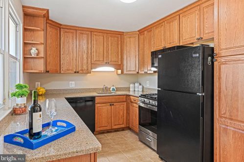 7910 Gosport Ln, Springfield VA  22151-2407 exterior