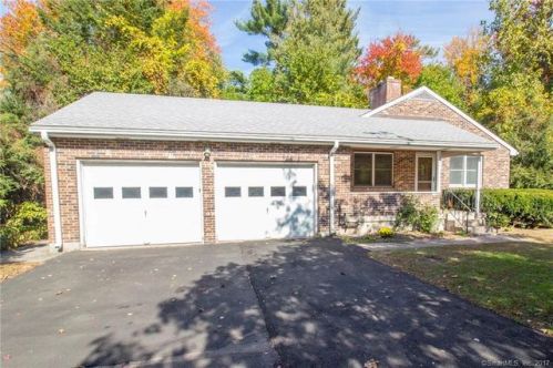 198 Giddings Ave, Windsor, CT 06095-3744