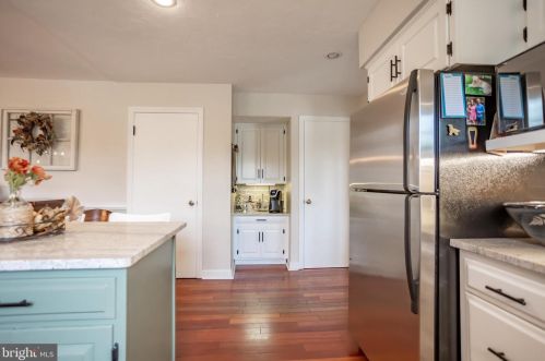 221 Clearview Rd, Hanover PA 17331-1311 exterior