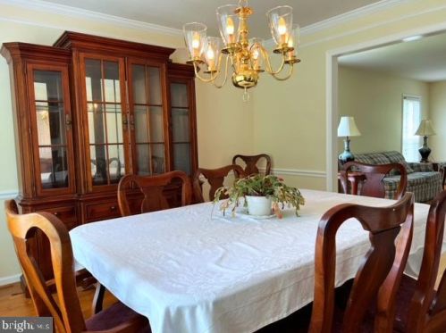 212 Farmgate Ln, Silver Spring MD 20905-5703 exterior