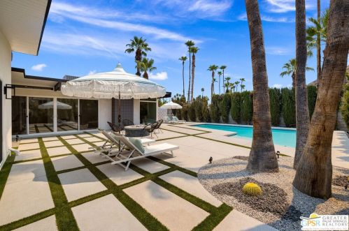 623 Regal Dr, Palm Springs, CA 92262-4130