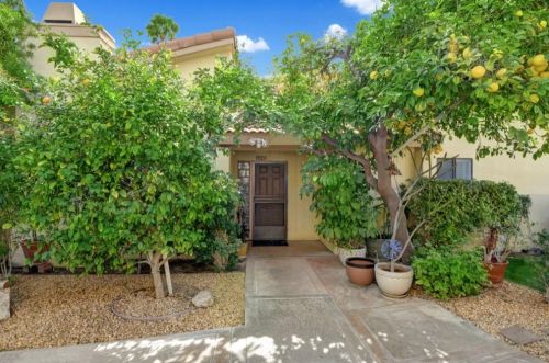 2641 Whitewater Club Dr, Palm Springs, CA 92262-2681