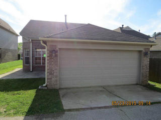 916 Spanish Trail Ln, Cordova, TN 38018-2845