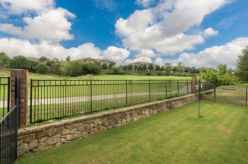 3704 Redwood Creek Ln, Fort Worth TX  76137-7063 exterior