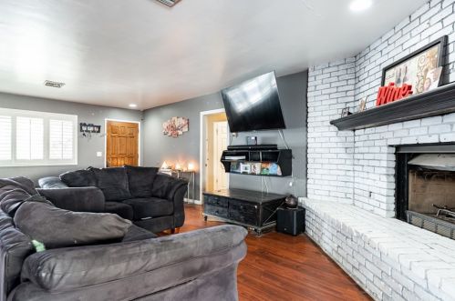 1141 5th Ave, Chula Vista CA  91911-2855 exterior