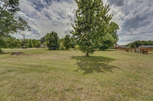 1985 Smyrna Ln, Conyers GA 30094-5158 exterior