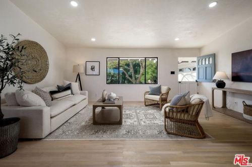 2631 Montrose Pl, Santa Barbara, CA 93105-2142