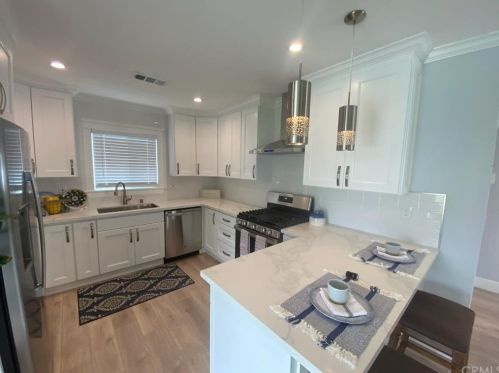 14412 Cordary Ave, Hawthorne CA  90250-8340 exterior