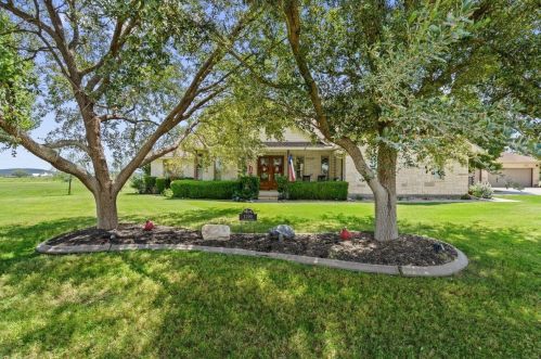 1200 Legends Pkwy, Lakeside Heights, TX 78639-4386