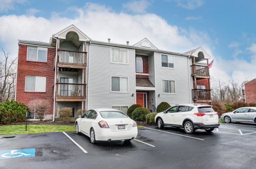 529 Aspen Glen Dr, Cincinnati, OH 45244-1881