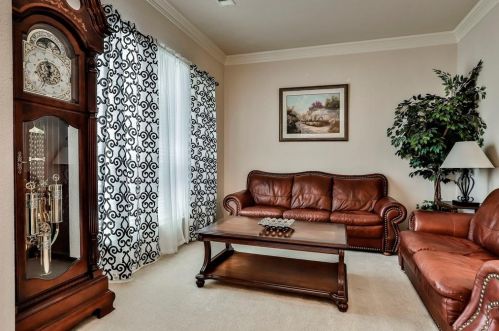 8020 Ocean Dr, Fort Worth TX  76123-1895 exterior