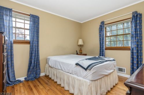 107 Pleasant View Rd, Hackettstown NJ  07840-1017 exterior