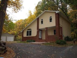 3151 Ironwood Ln, Allentown, PA 18103-7713