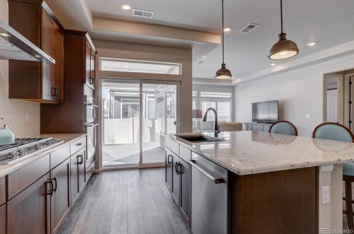 5019 Quatar St, Denver CO  80019-3556 exterior
