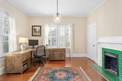 320 Ferguson St, Atlanta GA  30307-2085 exterior