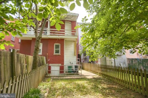 351 Ross St, Lancaster PA  17602-1941 exterior