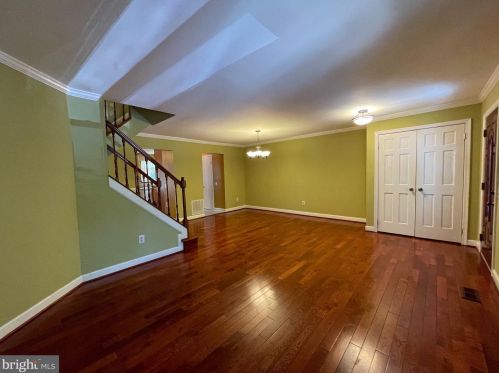 314 Crescendo Way, Silver Spring MD  20901-5017 exterior