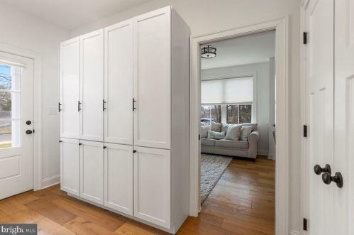 17 Redman Ave, Tavistock NJ  08033-2316 exterior