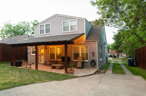 2844 Alden Ave, Dallas TX  75211-2719 exterior