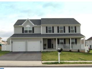 28 Edinboro Ln, Reading, PA 19605-7016