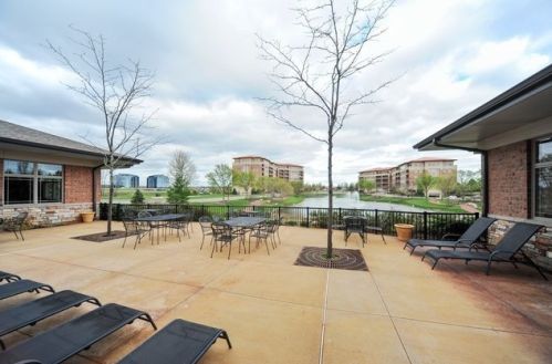 40 Prairie Park Dr, Wheeling IL  60090-2725 exterior