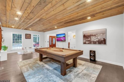 35 Mallard Dr, Hackettstown NJ  07840-2821 exterior