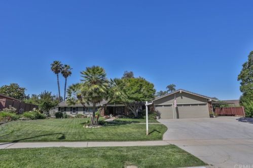 420 Wilbar Cir, Redlands, CA 92374-6352