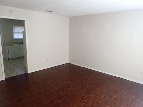 9521 Westpark Dr, Fort Worth TX  76126-3146 exterior