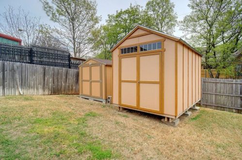 6321 Lake Side Dr, Fort Worth TX 76179 exterior