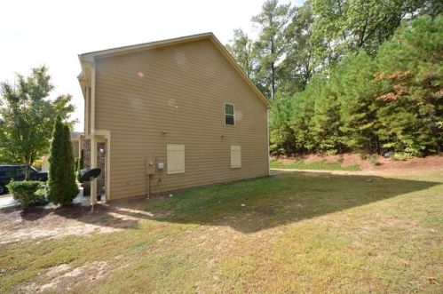 3011 Bonnes Dr, Lithonia, GA 30038-1576