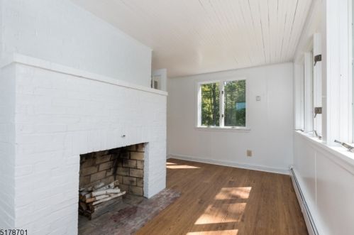 715 Cherry Valley Rd, Princeton NJ  08540-7920 exterior