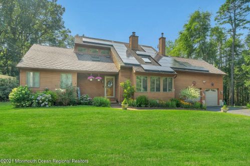 436 Halsey Ave, Berkeley Township, NJ 08721-2417