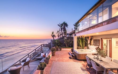 1370 Neptune Ave, Encinitas, CA 92024-1431