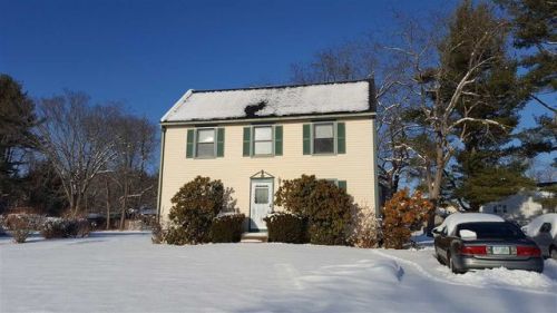 3 Homestead Ln, Dover, NH 03820-4689
