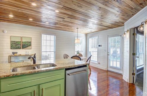 3037 Vineyard Way, Smyrna GA  30082-1851 exterior