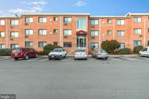 2842 Annandale Rd, Falls Church, VA 22042-2133