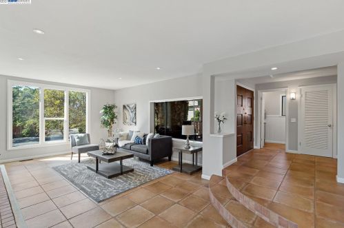 4282 Croce Ct, Pleasanton, CA 94566-7106