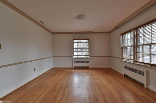 415 Ott St, Allentown PA  18104-6151 exterior