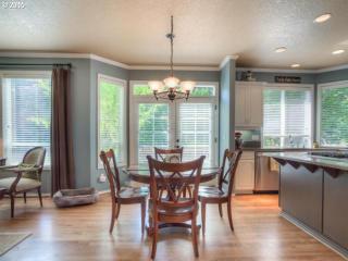 14195 116th Ter, Portland, OR 97224-3782