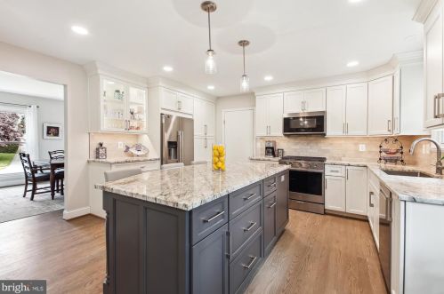 269 Hemingway Ln, Severna Park, MD 21146-2144