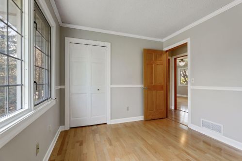 9424 Cortland Rd, Saint Paul MN  55125-9154 exterior