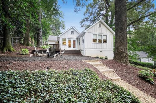 716 Forrest Trl, Atlanta GA  30318-2518 exterior