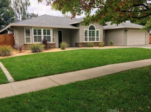 137 Emerald Lake Ct, Chico, CA 95973-5869