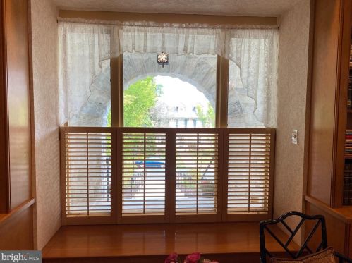 1407 Mahantongo St, Primrose PA 17901-3307 exterior